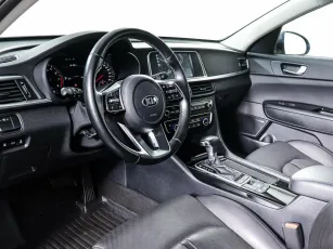 Kia  11