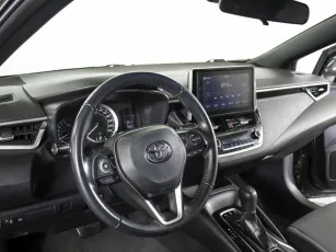 Toyota  9