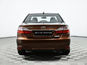 Toyota  6