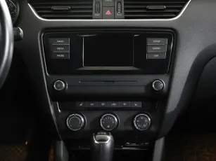 Skoda  8