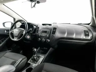 Kia  5