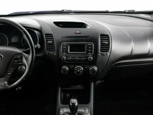 Kia  8