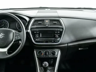 Suzuki  8