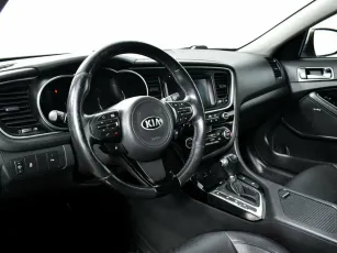 Kia  10