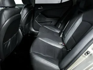 Kia  12
