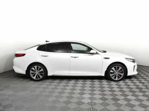 Kia  4