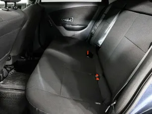 Nissan  7