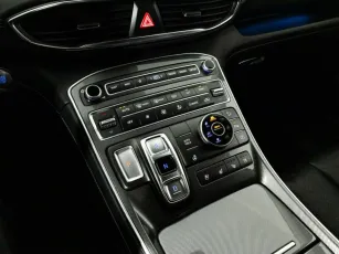 Hyundai  13