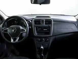 Renault  9