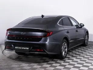 Hyundai  4