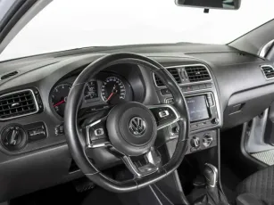 Volkswagen  7