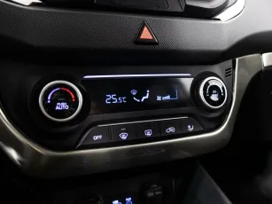 Hyundai  11