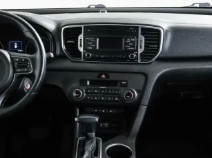 Kia  9