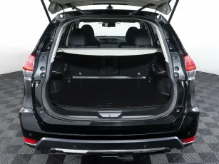 Nissan  19