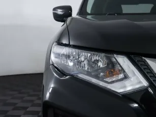Nissan  7