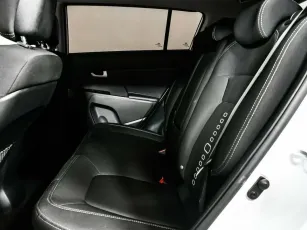 Kia  12