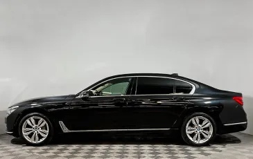 BMW  4