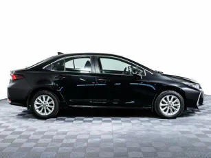 Toyota  4