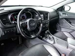 Kia  11