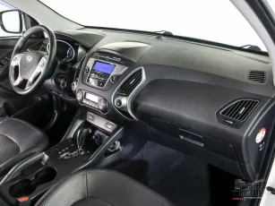 Hyundai  7