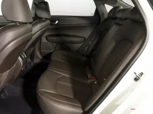Kia  14