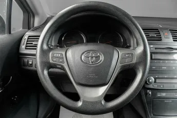 Toyota  7