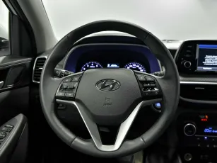 Hyundai  7