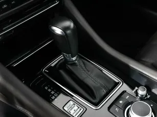 Mazda  10