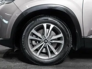 Hyundai  9