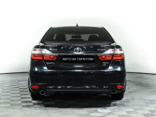 Toyota  6