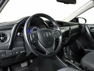 Toyota  10