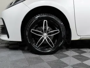 Toyota  7