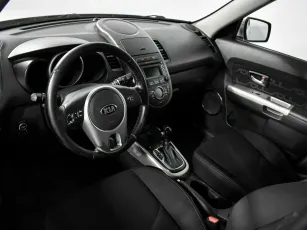 Kia  7