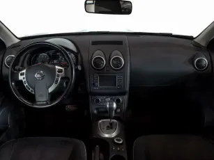 Nissan  6