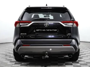 Toyota  6