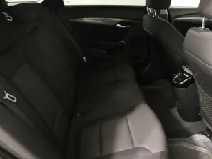 Hyundai  12