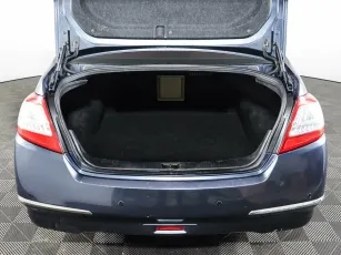 Nissan  21