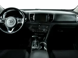 Kia  8