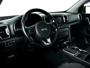 Kia  9