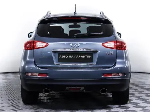 Infiniti  5