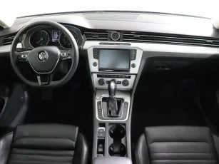Volkswagen  7