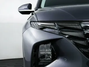 Hyundai  7