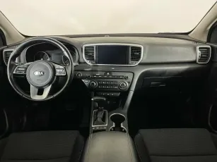 Kia  8