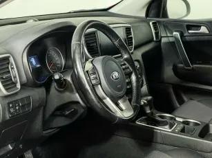 Kia  9