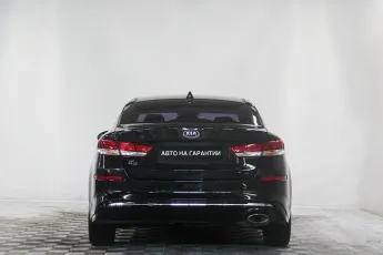 Kia  4