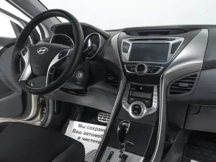 Hyundai  8