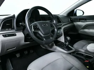 Hyundai  11