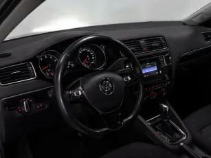 Volkswagen  10