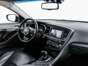 Kia  7