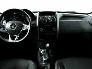 Renault  9